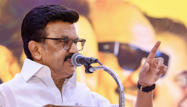 “அந்நியர் ஆட்சிக்கு எதிராக வெகுண்டெழுந்த தமிழ் வீரர் பூலித்தேவர்” - மு.க.ஸ்டாலின் புகழாரம்!